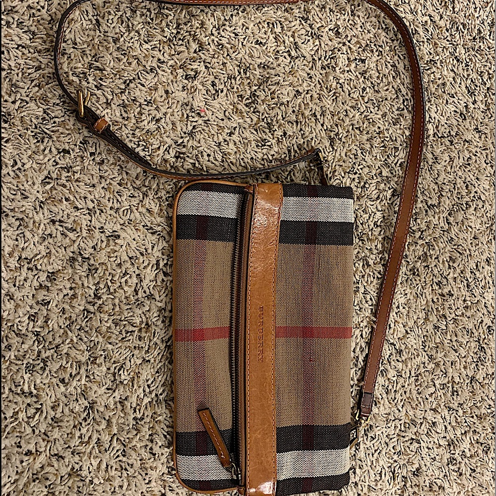 Burberry crossbody
